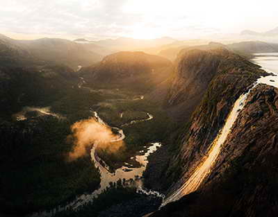 Не успеваем отжать активы: Молдавия просит США отложить санкции для Лукойла